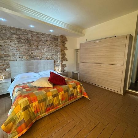 B&B Palazzo Del Toro Montesilvano Ngoại thất bức ảnh