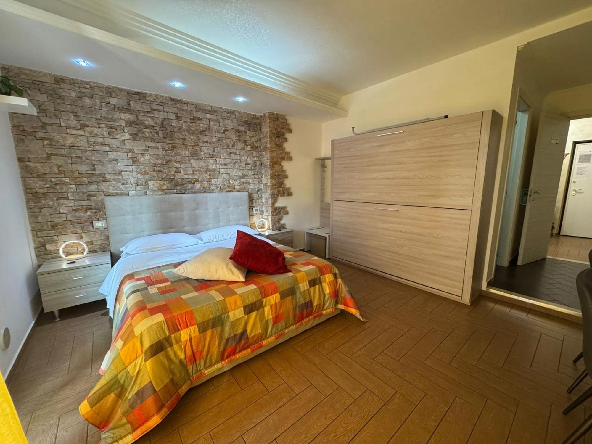 B&B Palazzo Del Toro Montesilvano Ngoại thất bức ảnh